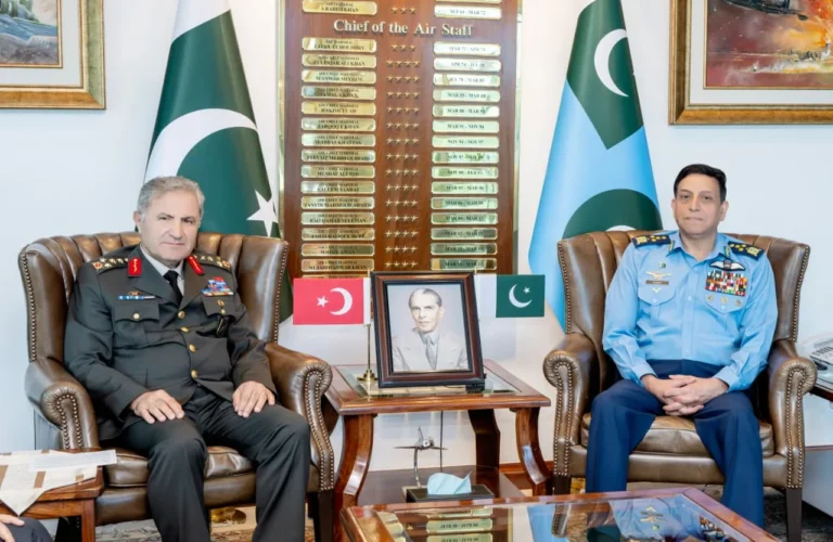 Commander Turkish Land Forces Meets Pakistan Air Chief to Enhance Bilateral Defence Cooperation