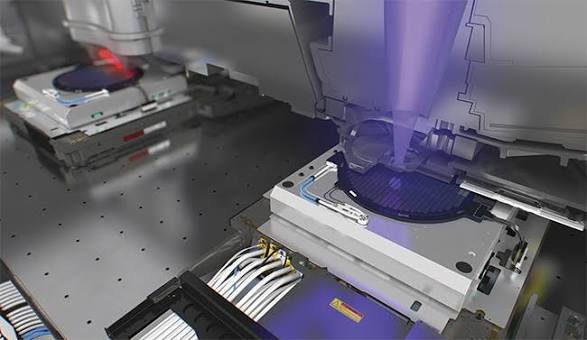 deep ultraviolet (DUV) lithography machines
