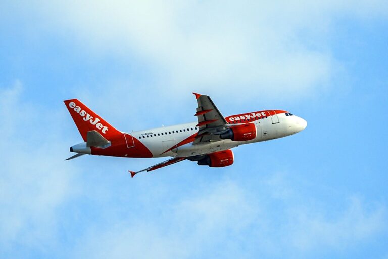 easyJet