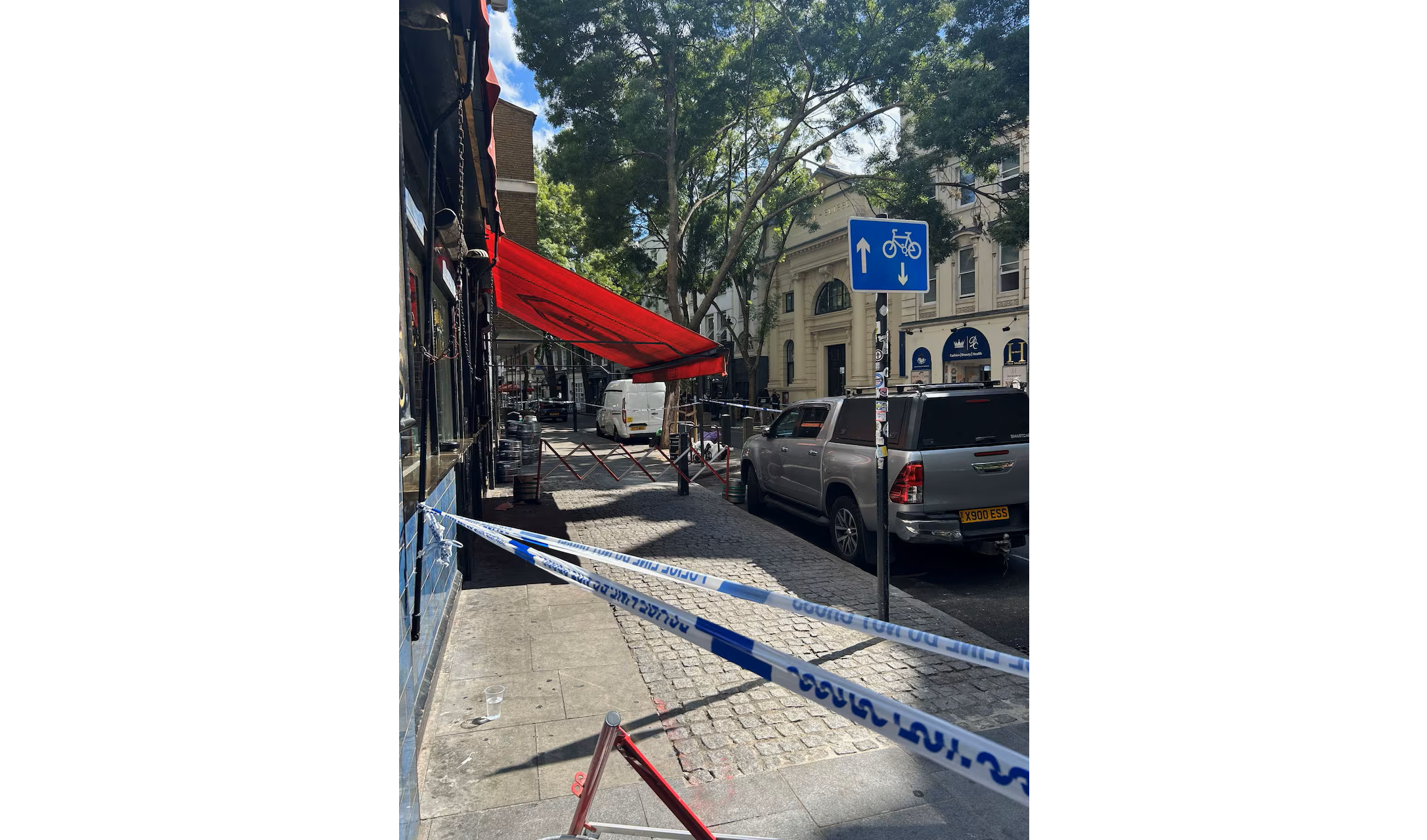 Four Men Stabbed Near London's Covent Garden; Woman Arrested in Suspected Mental Health-Related Incident