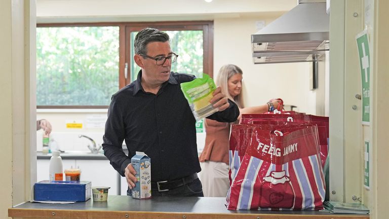 UK Prime Minister Andy Burnham Pledges New Cost-of-Living Relief for Households